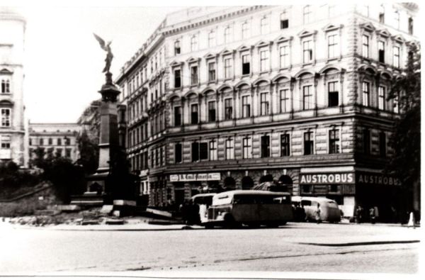 Das Stammhaus 1944