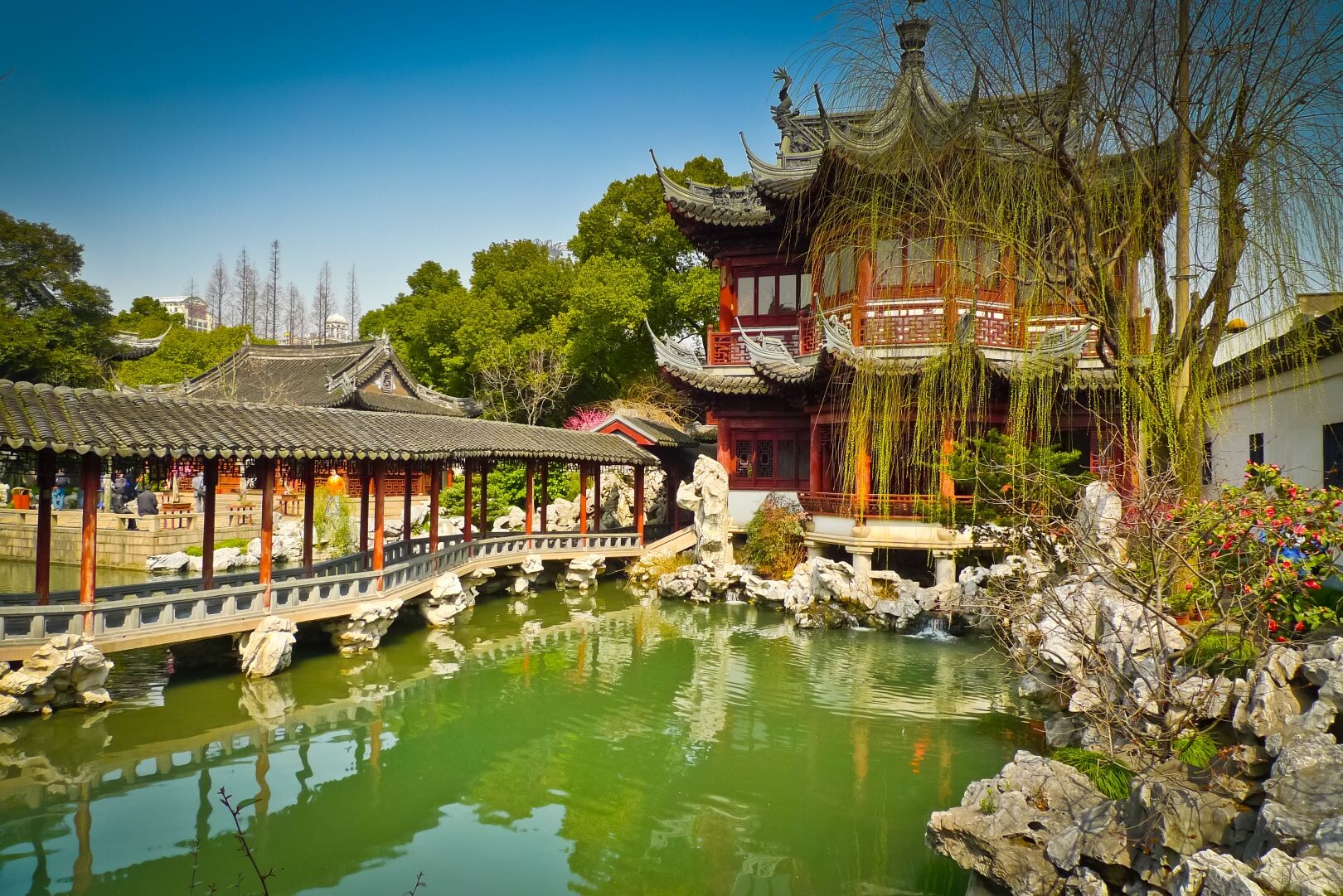 China_Shanghai_Yuyuan_Gardens.jpg