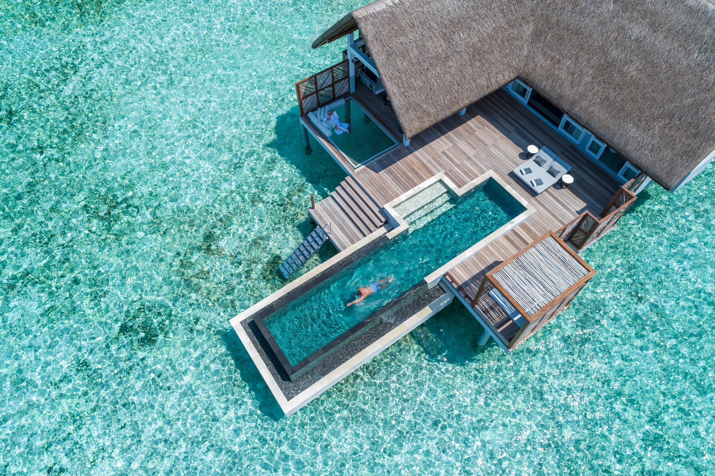 FS Landaa Giraavaru_Water Villa with Pool