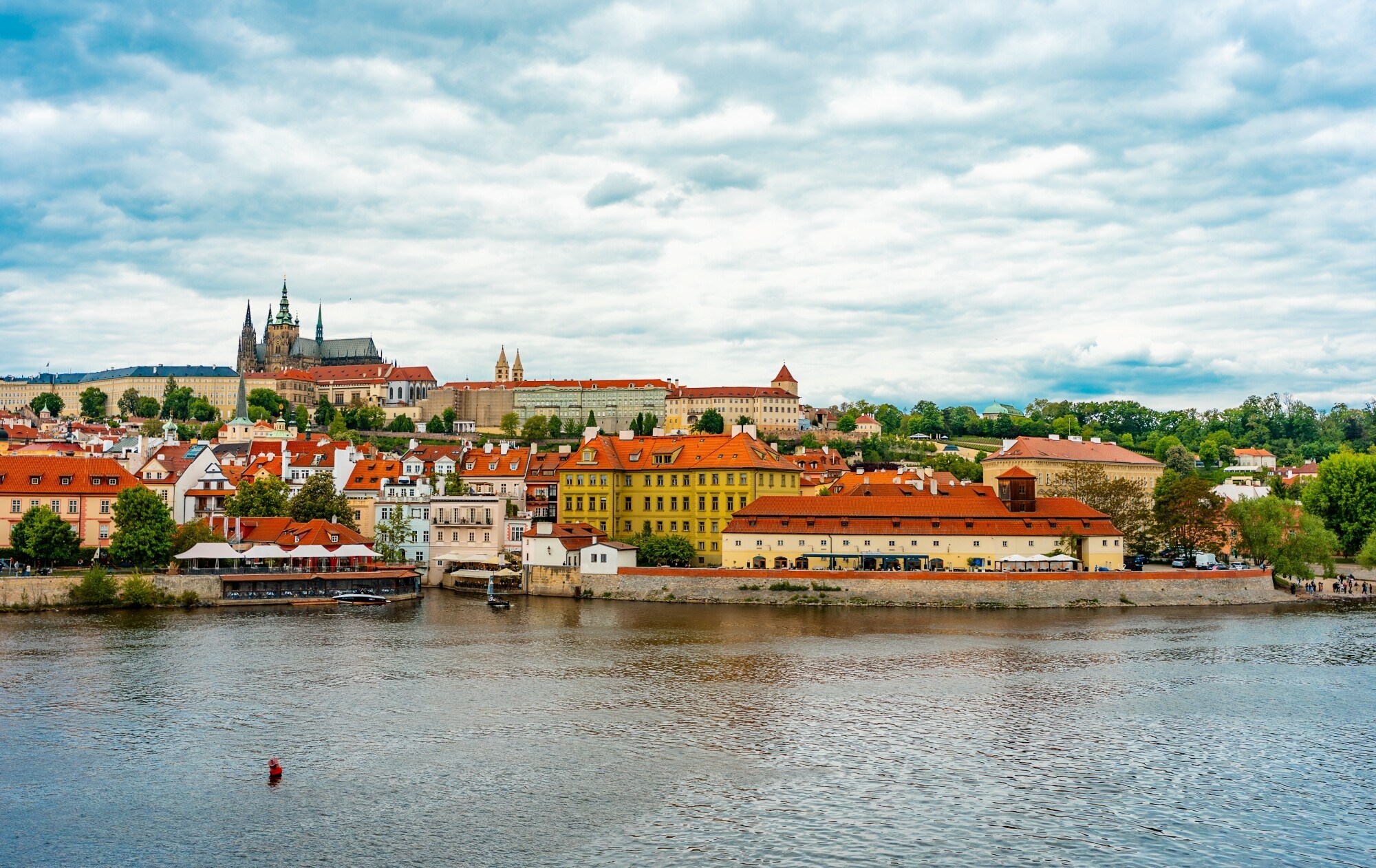 Prag - Moldau-Schifffahrt, Mystery Tour & Prager Burg  - Tschechien