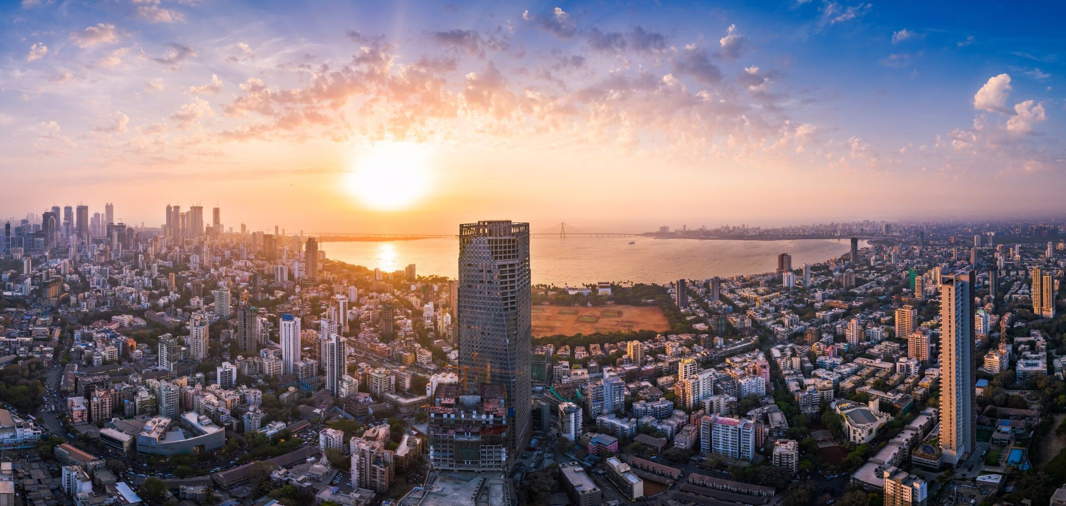 Mumbai_Skyline_©shutterstock.jpg