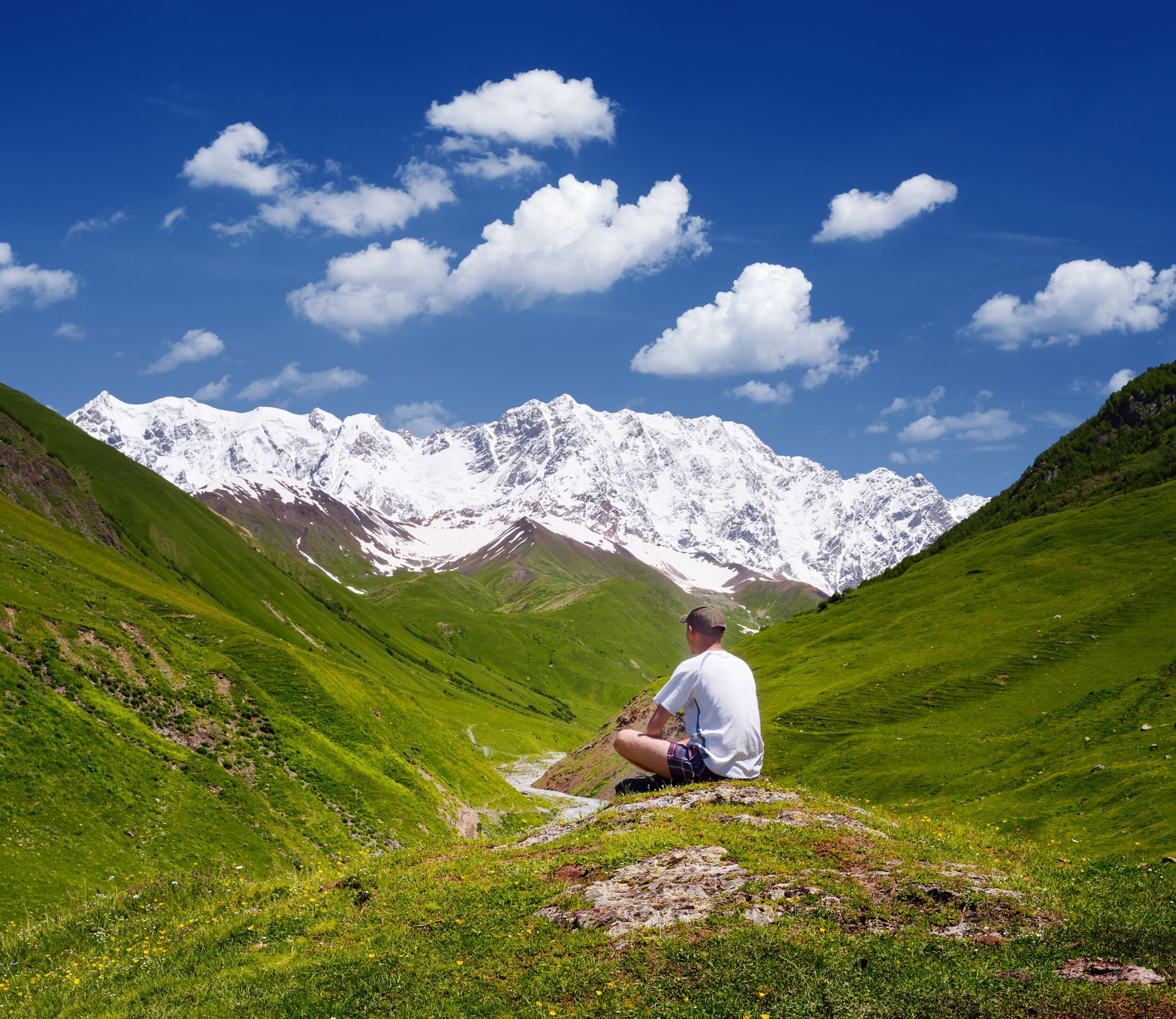 Shkhara_Gletscher_shutterstock_156438488_klein.jpg