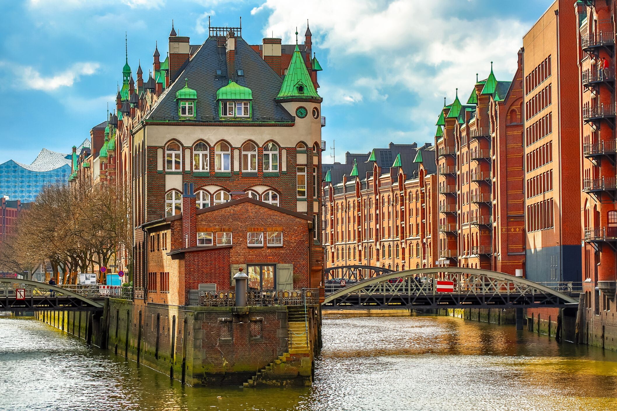 DE_Hamburg_Speicherstadt©shutterstock.jpg