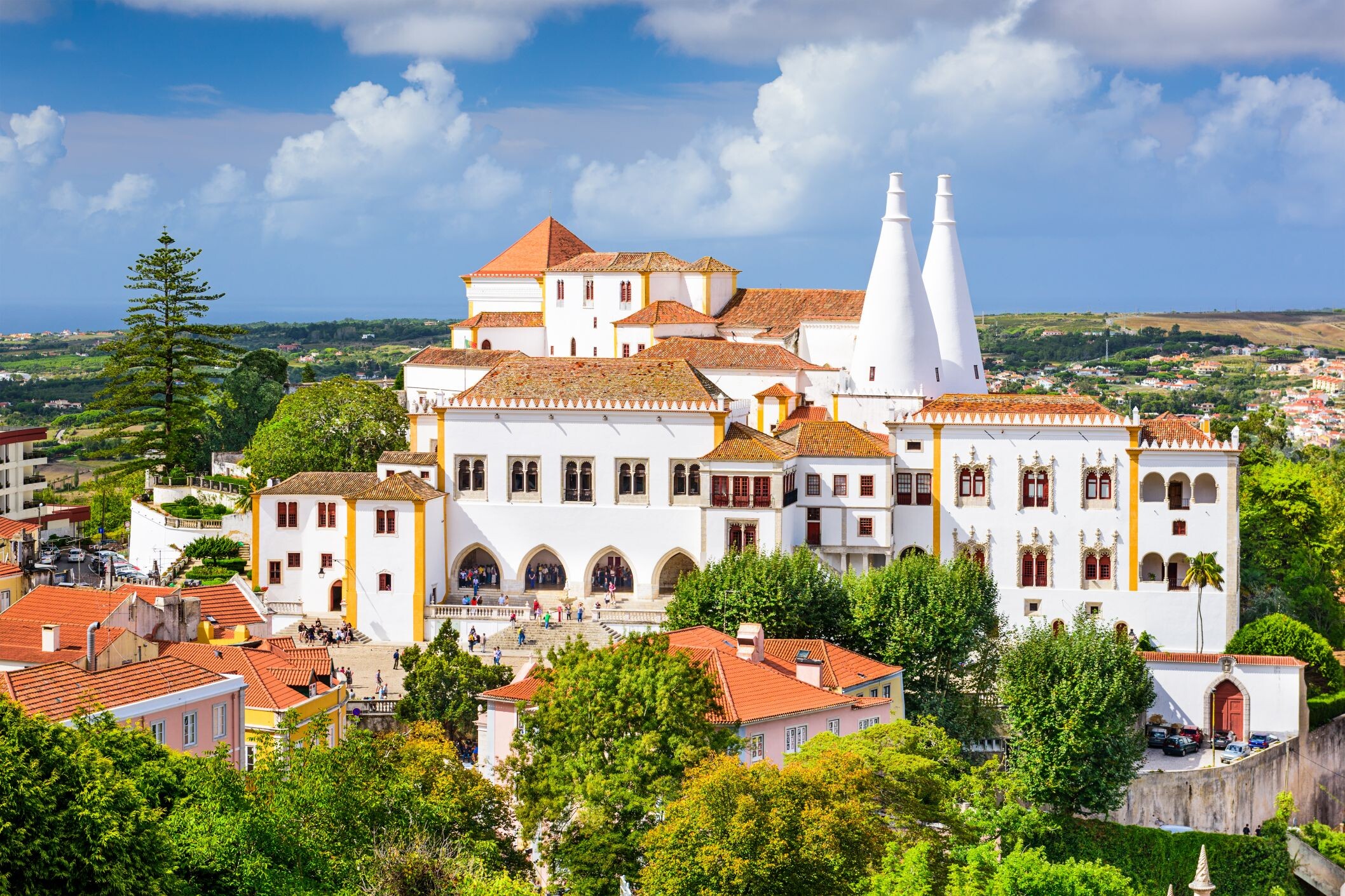 PT_Sintra_Palácio_Nacional_shutterstock_237865363.jpg