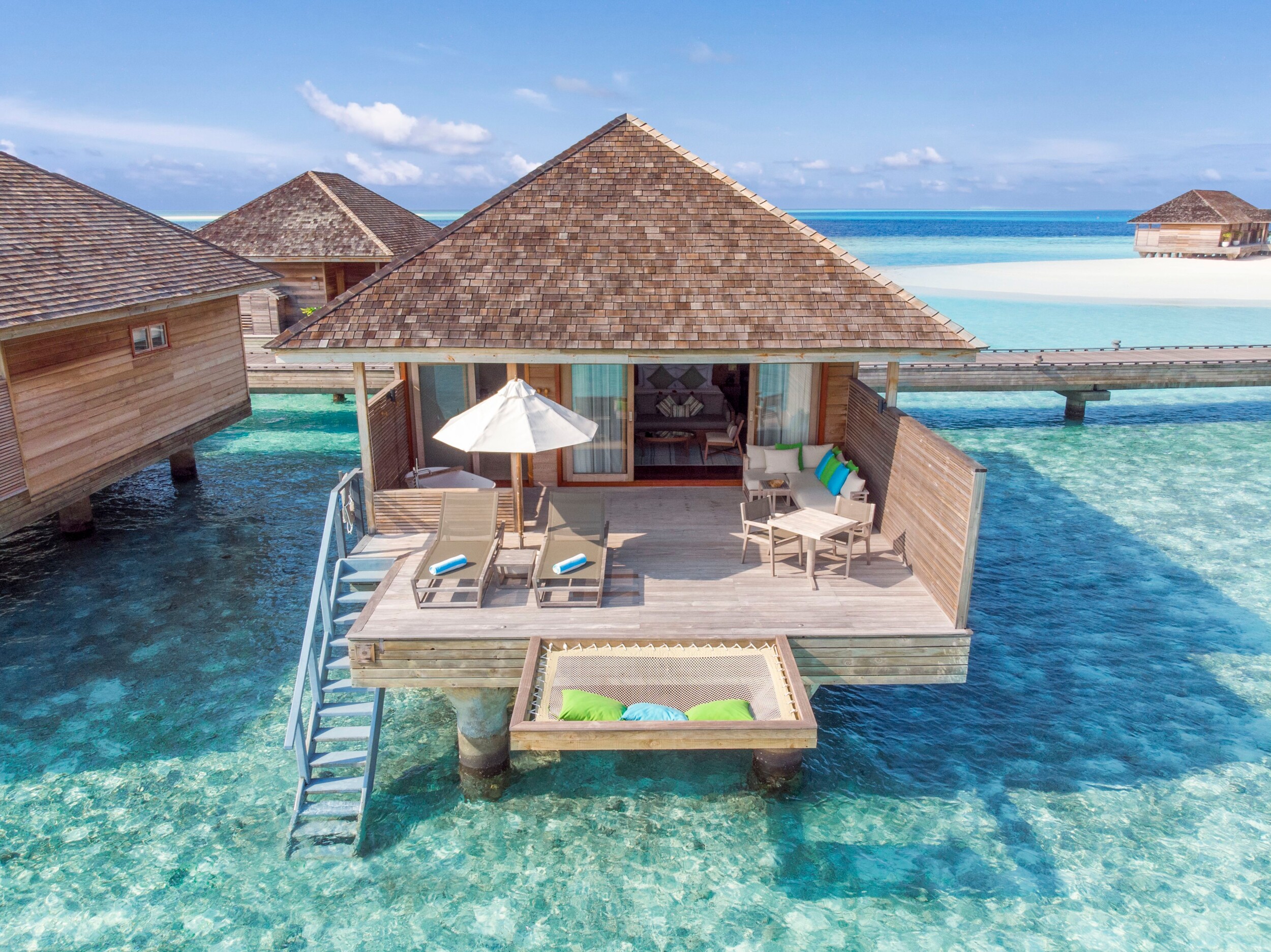 Romantic Ocean Villa Exterior 2