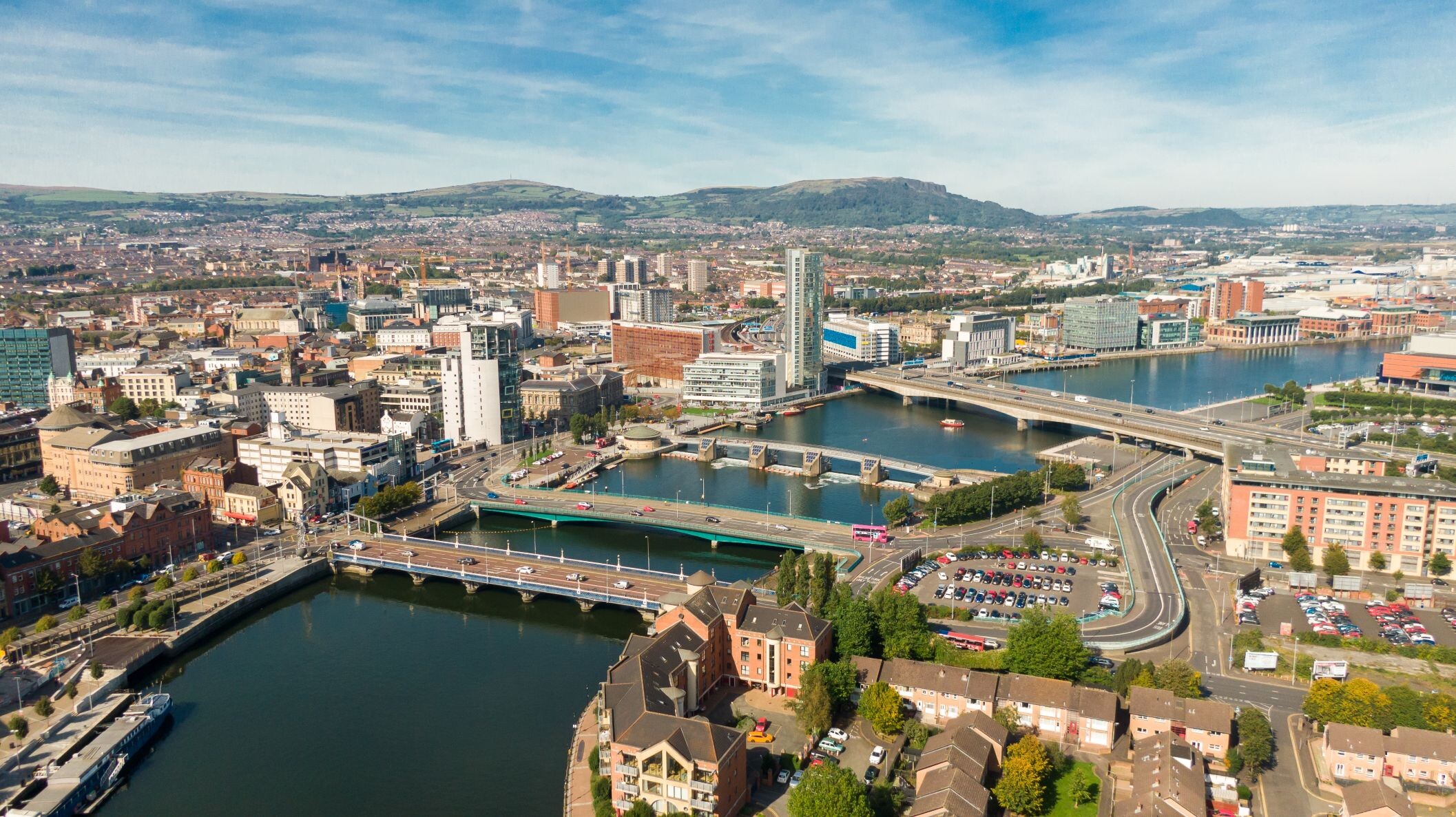 Luftansicht_Belfast_©shutterstock_.jpg