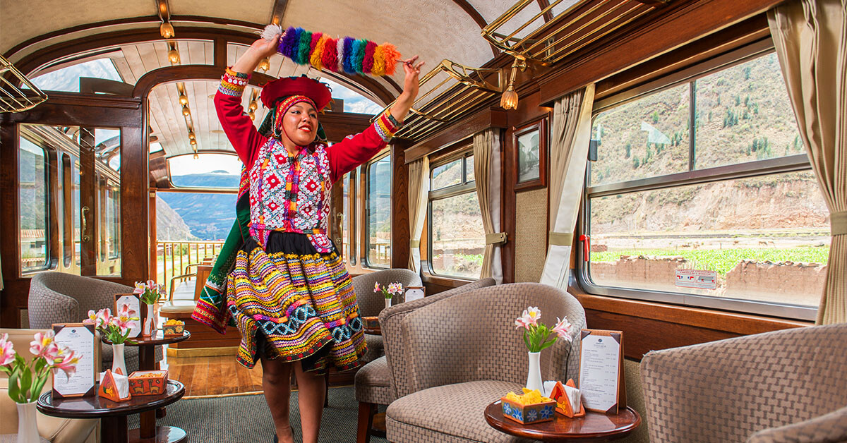Peru_Perurail_Titicaca_Train.jpg
