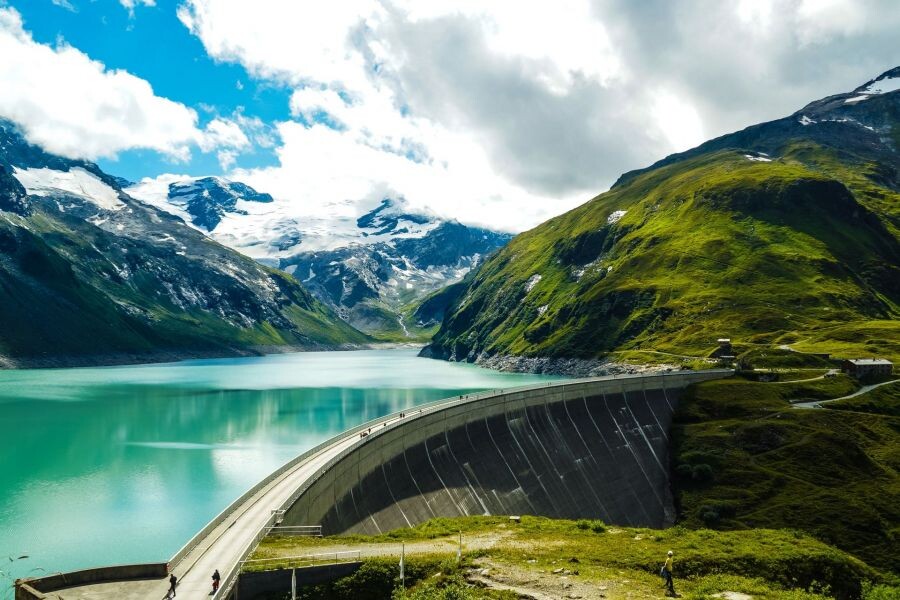 shutterstock_416742538_(1) shutterstock_416742538_(1)