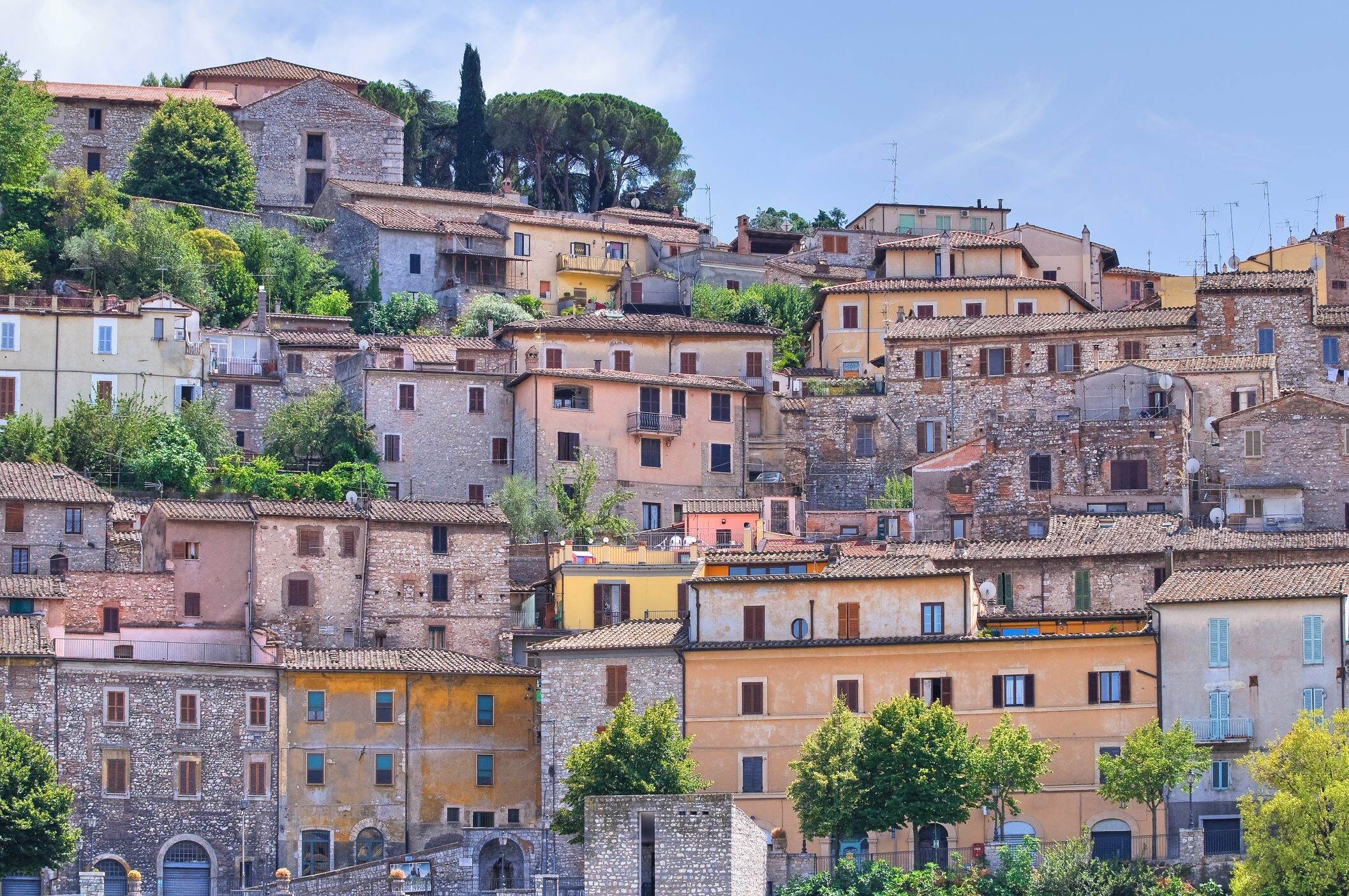Altstadt_Narni©shutterstock.jpg