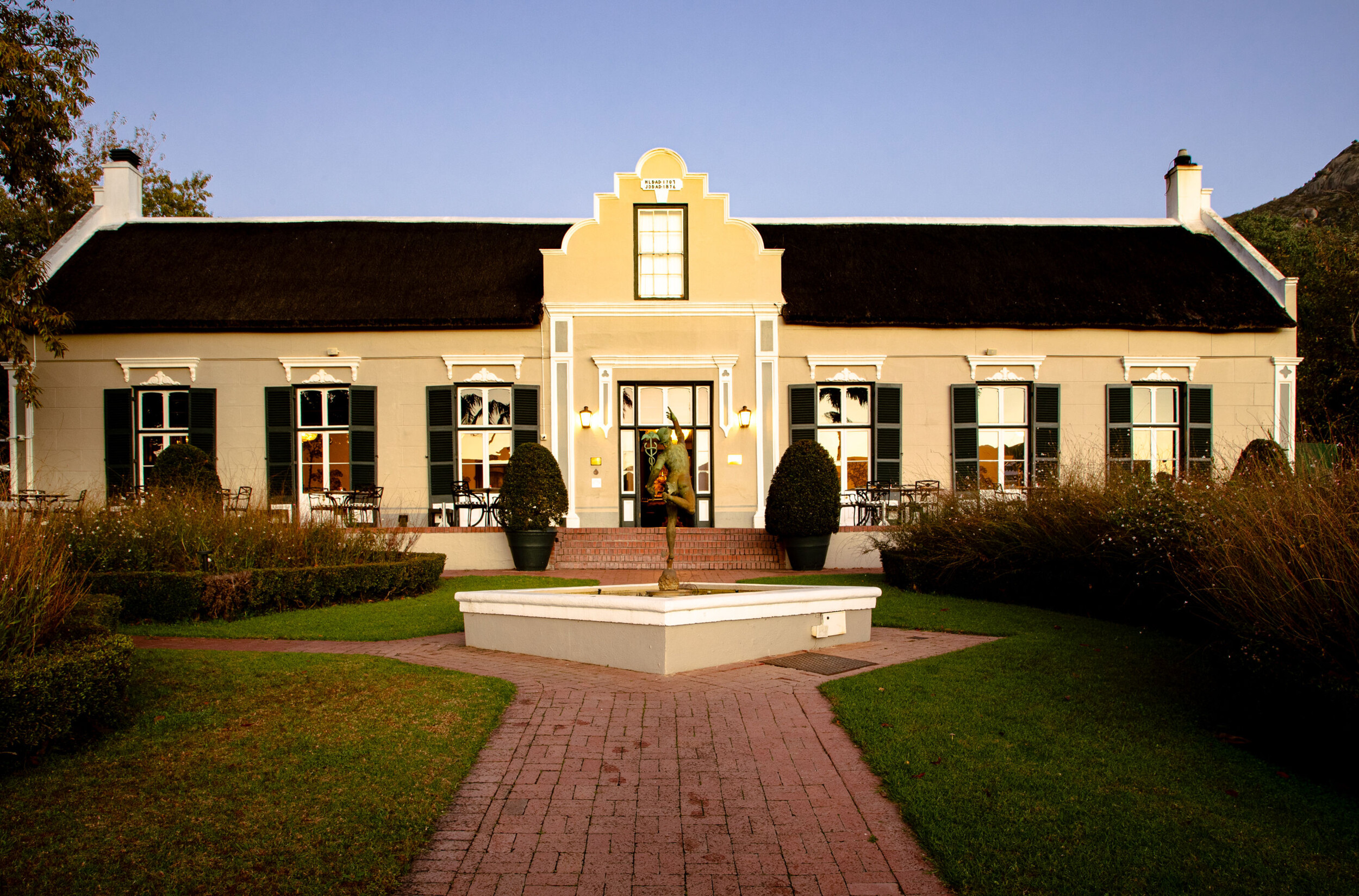 Manor House (1)