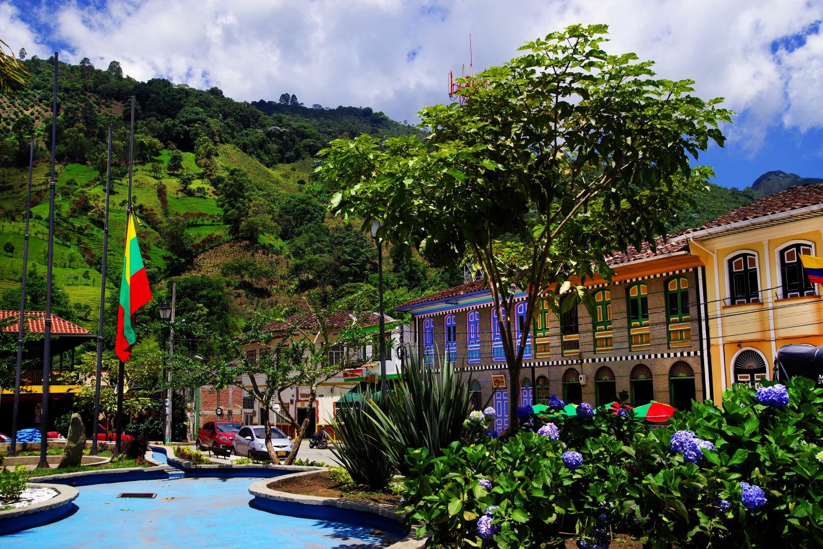 MACONDO_PIJAO_ZONA_CAFETERA_COLOMBIA.jpg