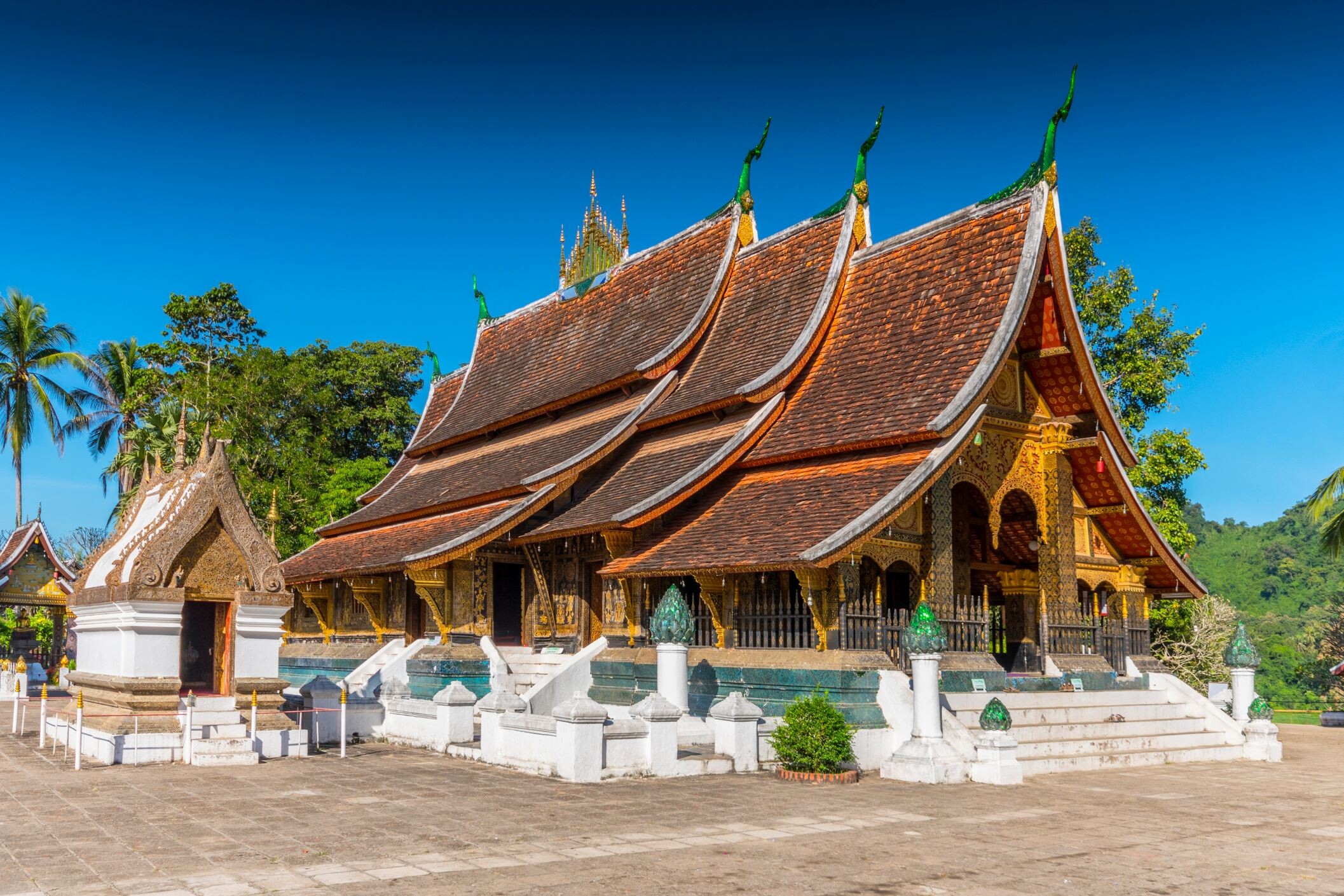 Laos_Luang_Prabang_Wat_Xieng_Thong_©AdobeStock.jpg