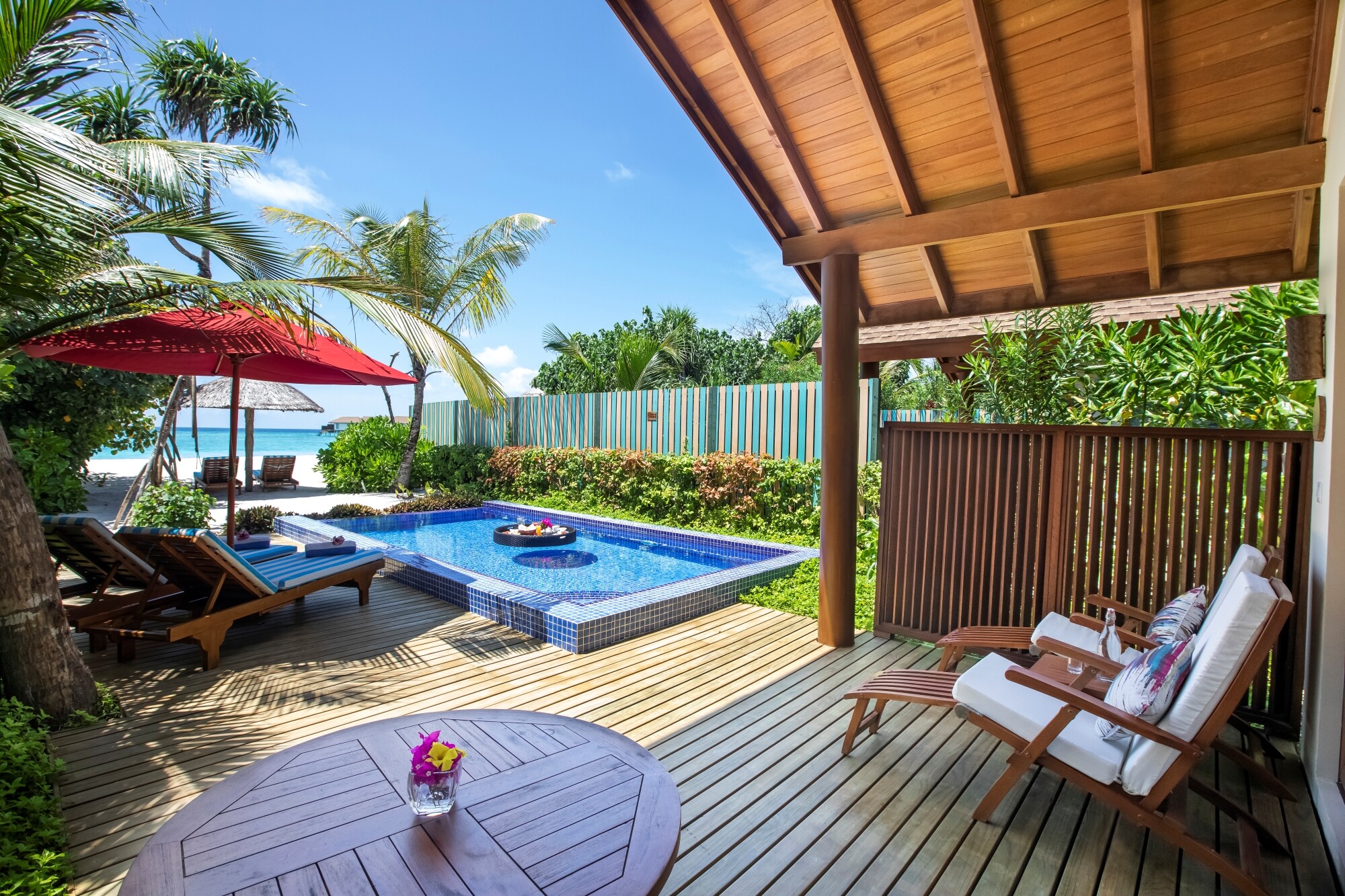 RFR Deluxe Beach Pool Villa (4)