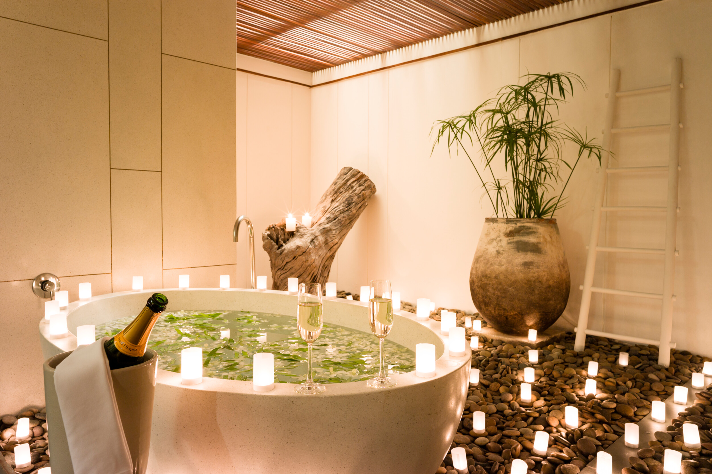 GR#2 garden&pool residence bathroom