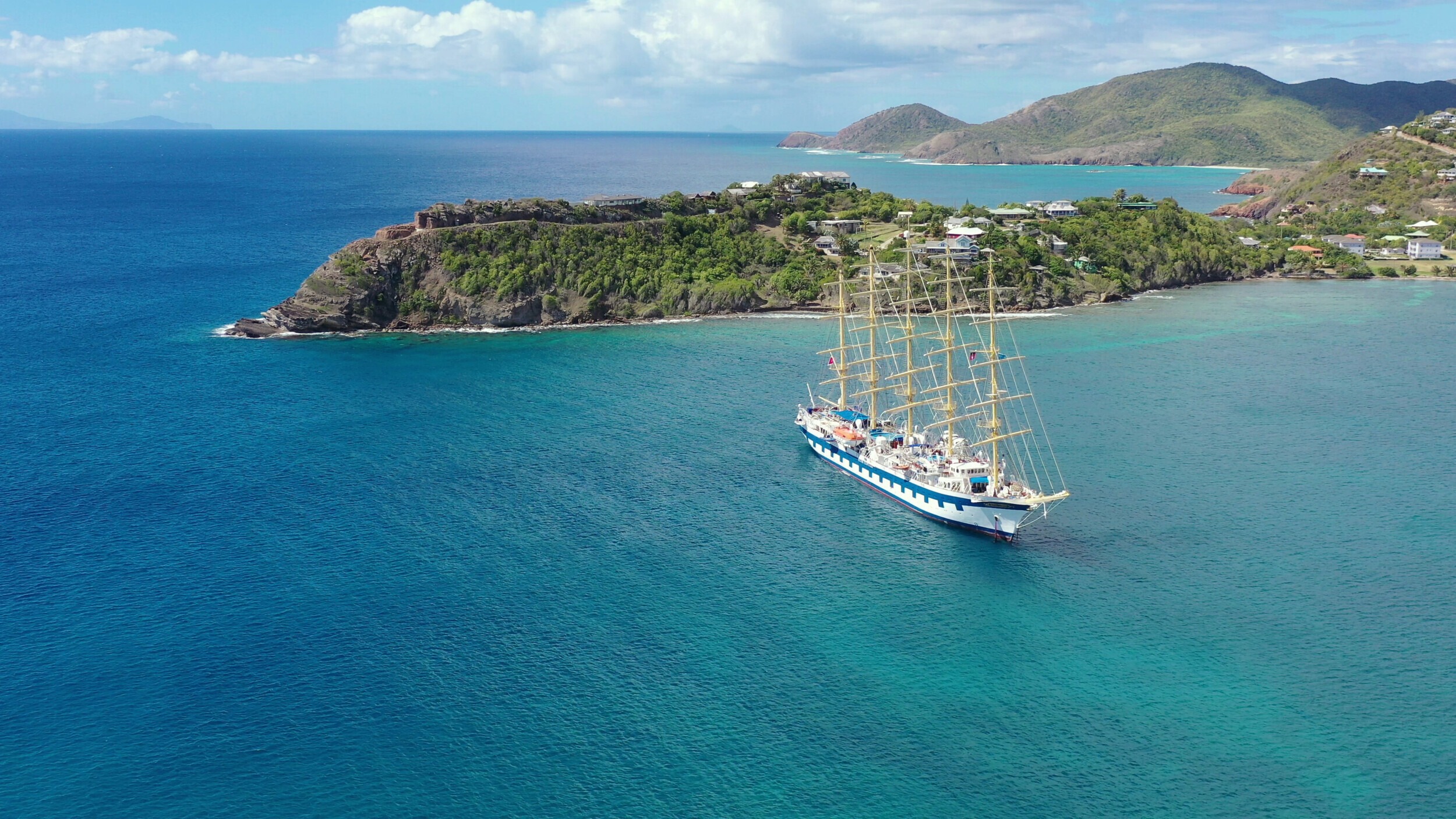 25998-2022-01-Royal-Clipper-Heinel-Antigua
