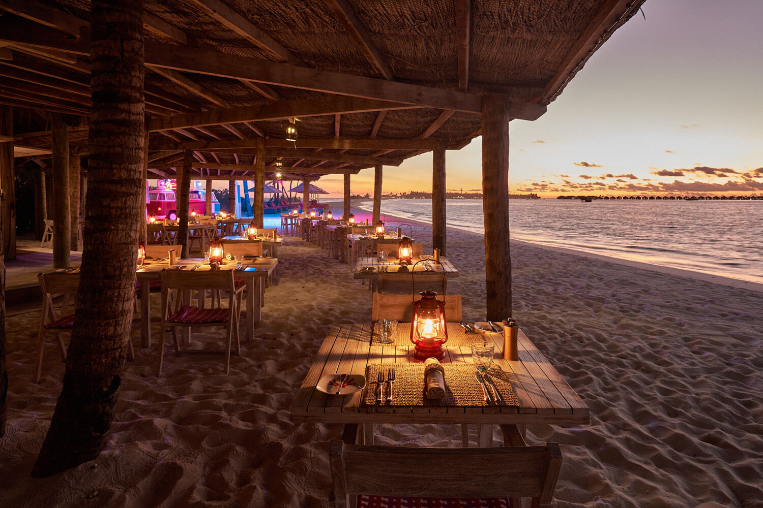 Finolhu_Crab Shack_Evening Shot
