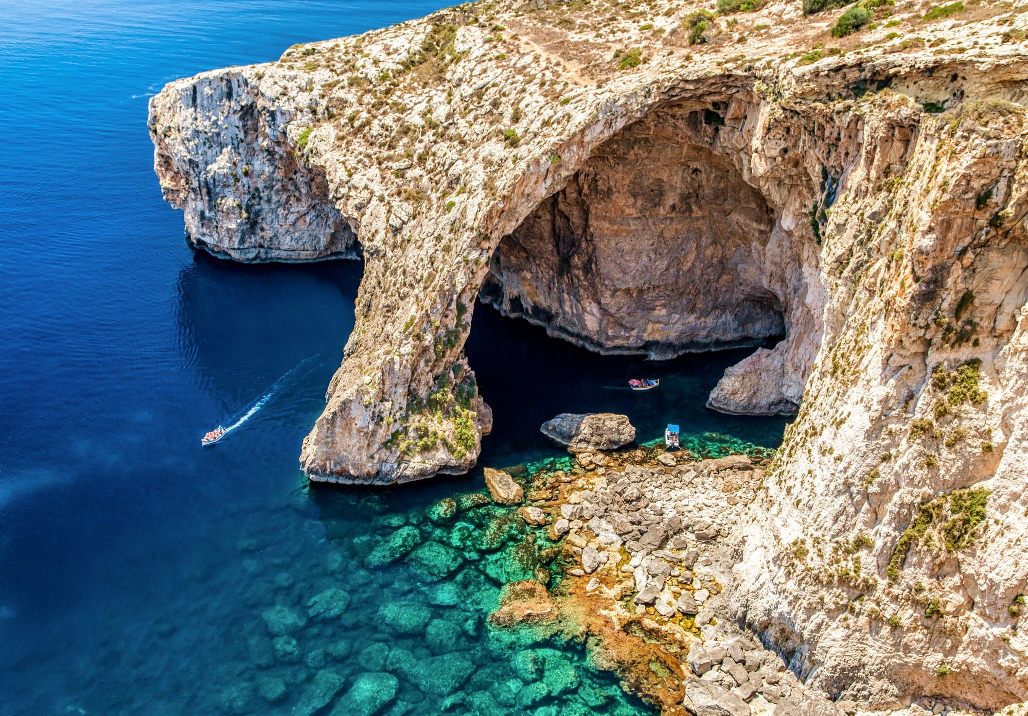 Blue_Grotto_in_Malta.jpg