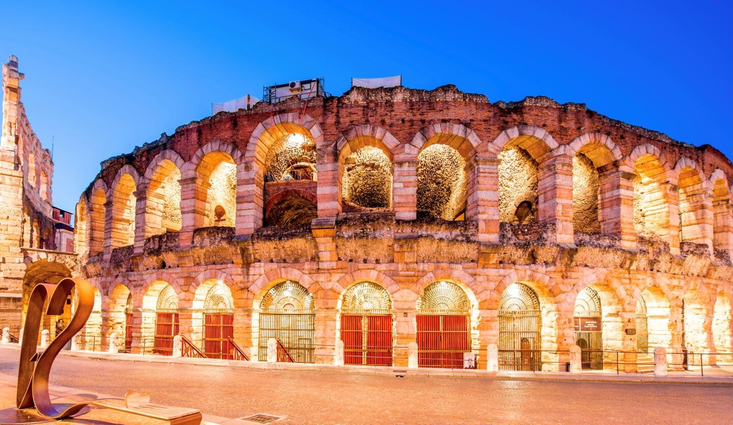 Arena_di_Verona_©shutterstock.jpg