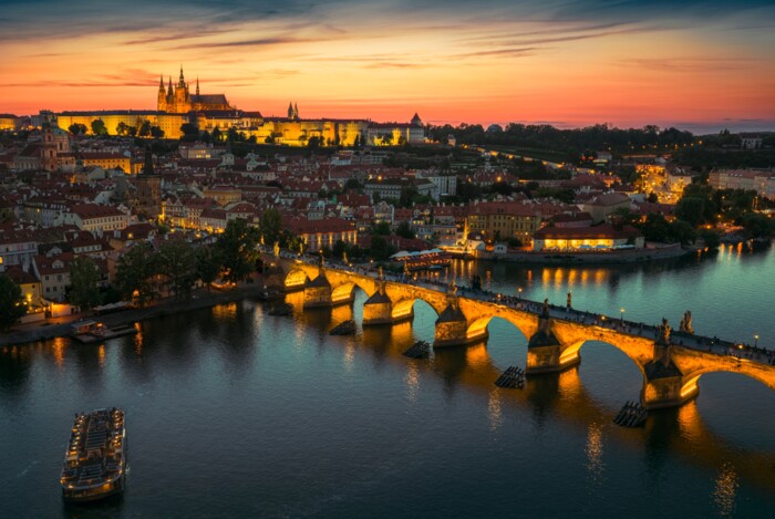 shutterstock_2669800377.jpg