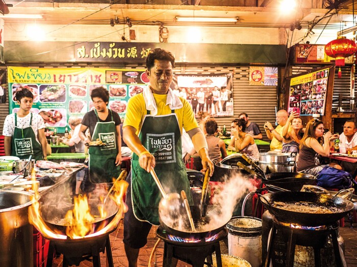 Thailand_Bangkok_Streetfood_&copy;iStock.jpg
