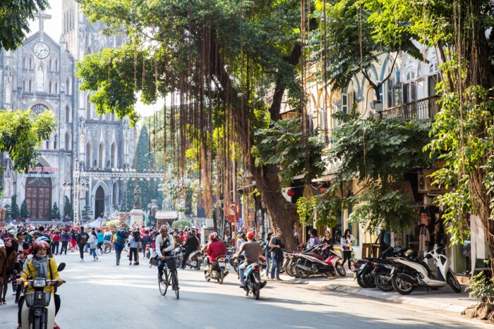 Vietnam_Hanoi_&copy;shutterstock.jpg