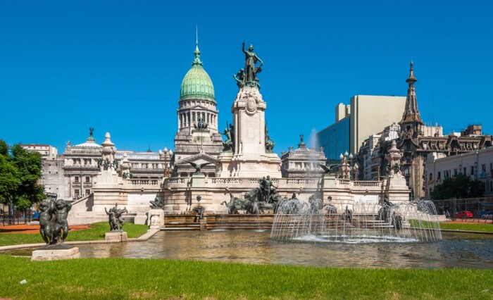 Argentinien_Buenos_Aires_shutterstock_158425832.jpg